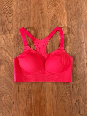 NEW Red Seamless Sports Bra